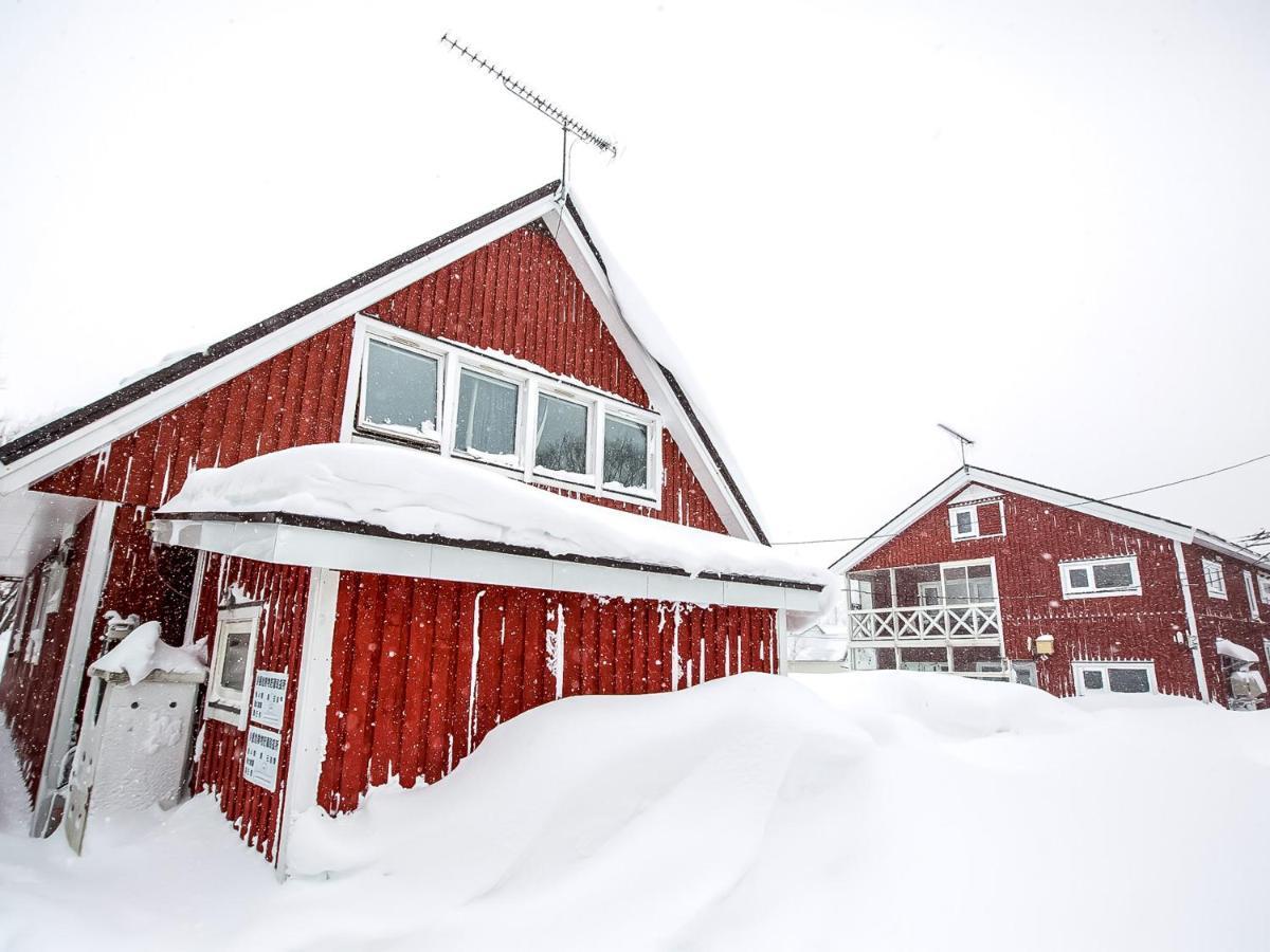 Rusutsu Lodges Pension Lilla Huset Niseko Eksteriør bilde