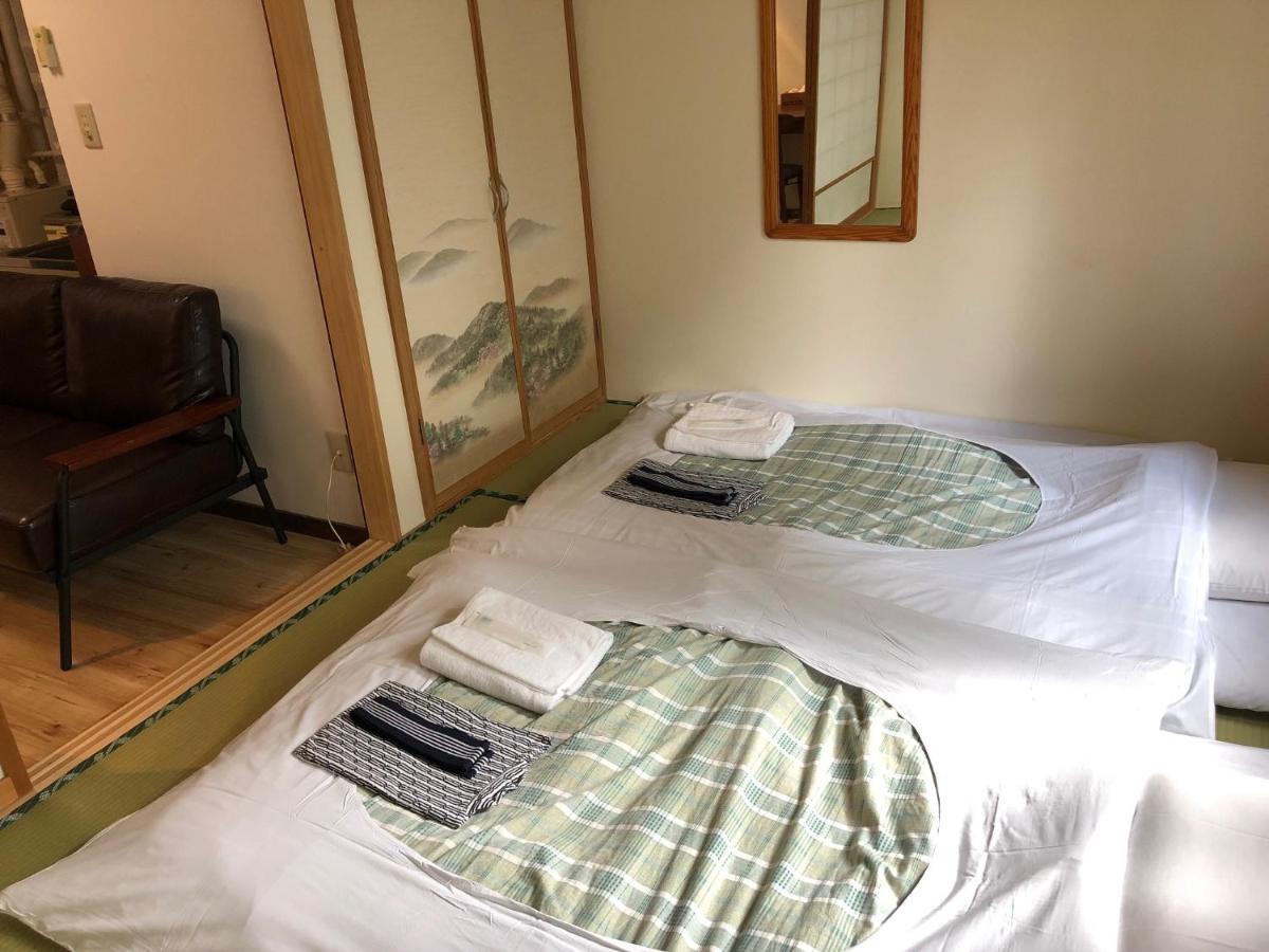 Rusutsu Lodges Pension Lilla Huset Niseko Eksteriør bilde