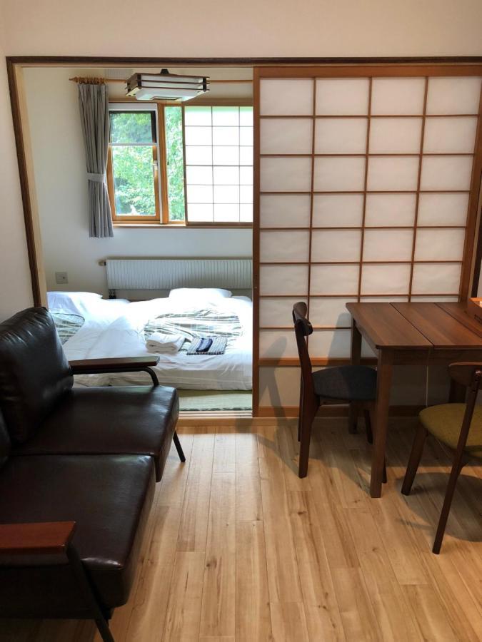 Rusutsu Lodges Pension Lilla Huset Niseko Eksteriør bilde